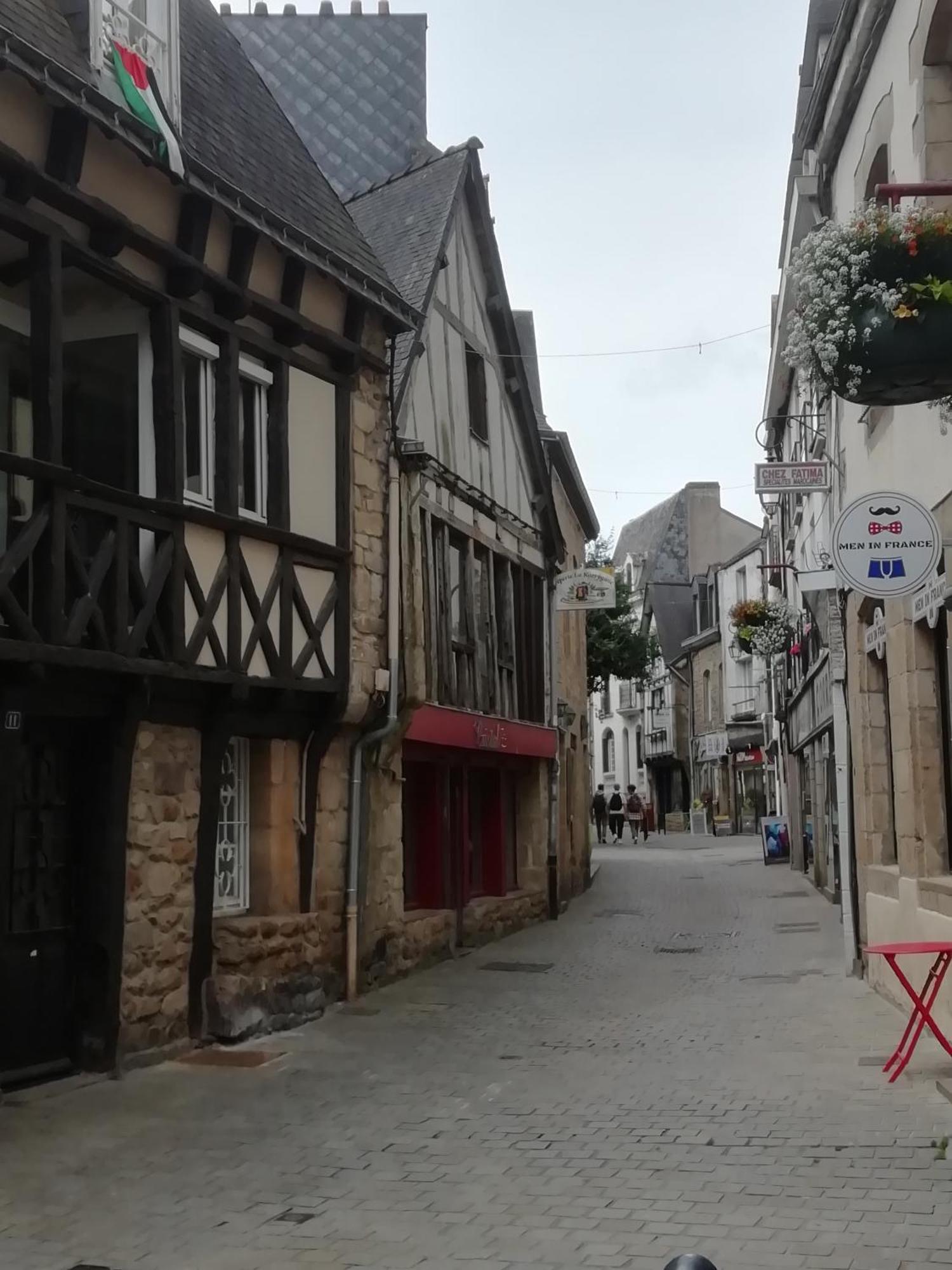 Charmant Appartement Plein Centre Auray Eksteriør billede
