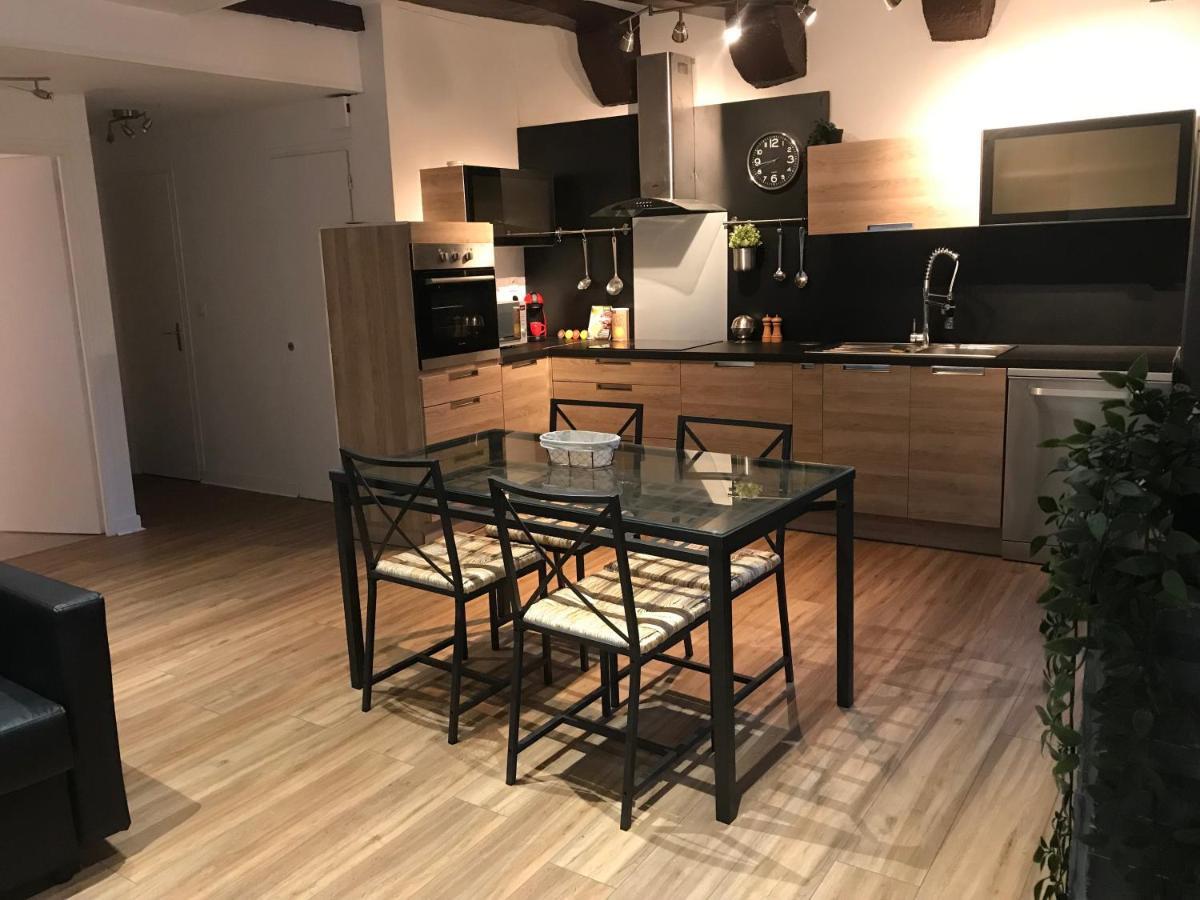 Charmant Appartement Plein Centre Auray Eksteriør billede